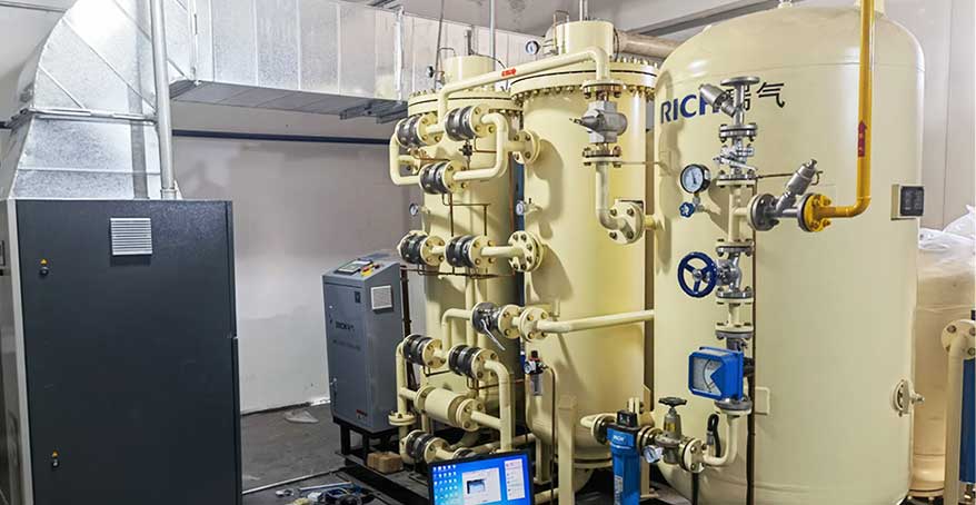 瑞氣發往安徽的100立方醫藥行業制氮機投入生產  